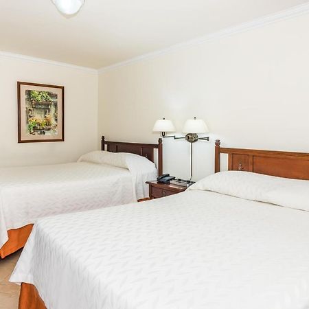 Hotel Majestic Баранкила Екстериор снимка