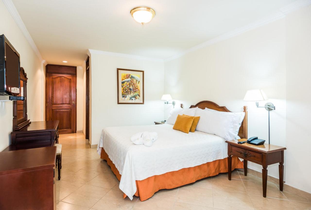 Hotel Majestic Баранкила Екстериор снимка