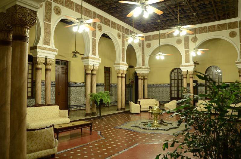 Hotel Majestic Баранкила Екстериор снимка