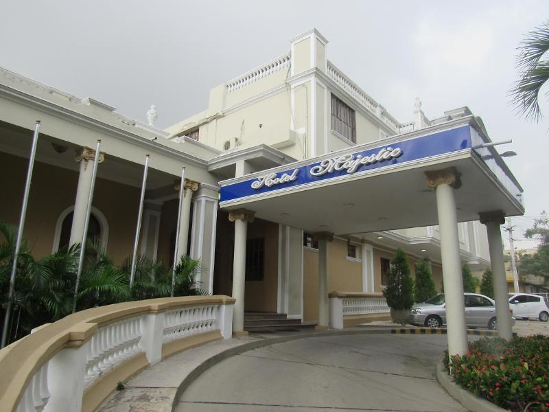 Hotel Majestic Баранкила Екстериор снимка